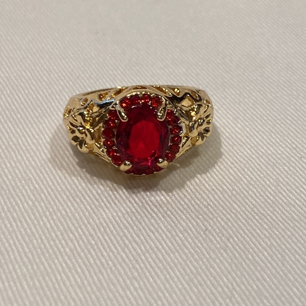 Gold Tone Red Gem Ring, Size 9 - Picture 5 of 5